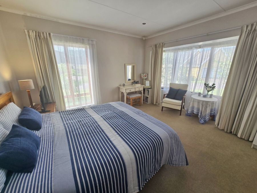 3 Bedroom Property for Sale in Sedgefield Island Village Western Cape